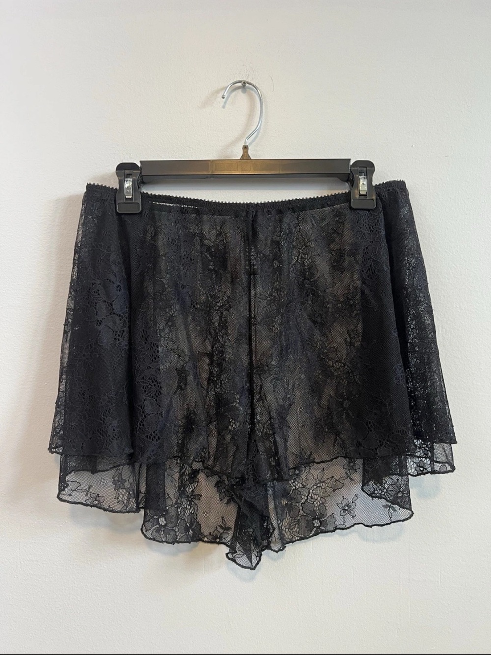 Skims Black Lace Tap Shorts Size 4X